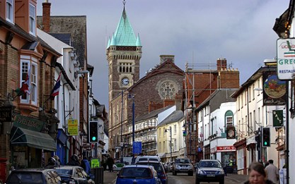 1360033597_abergavenny-christo_794782c